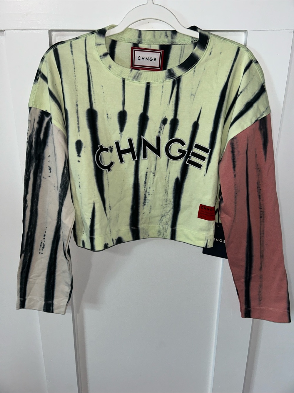 NWT CHNGE Crop Top Green Pink Tie Dye Long Sleeve Boxy Oversized Tee Shirt Small